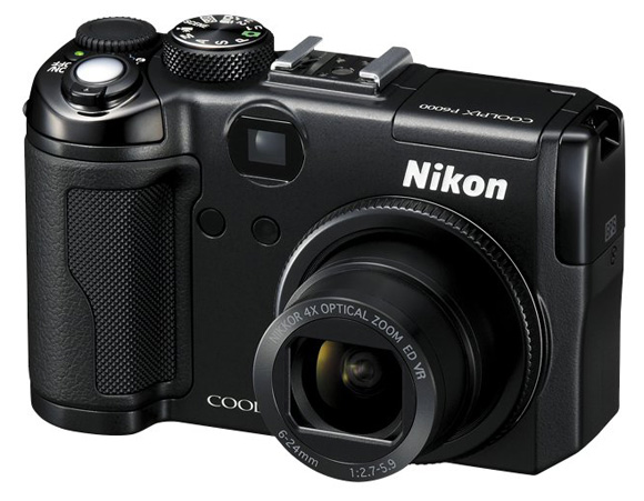 Nikon P6000